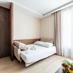 Mid Term L Luxury And Cozy